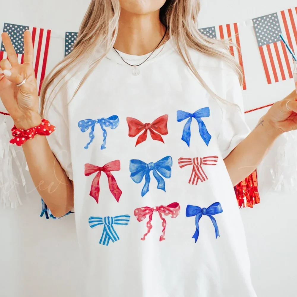 Bow Print Coquette Style T-shirt - Image 4