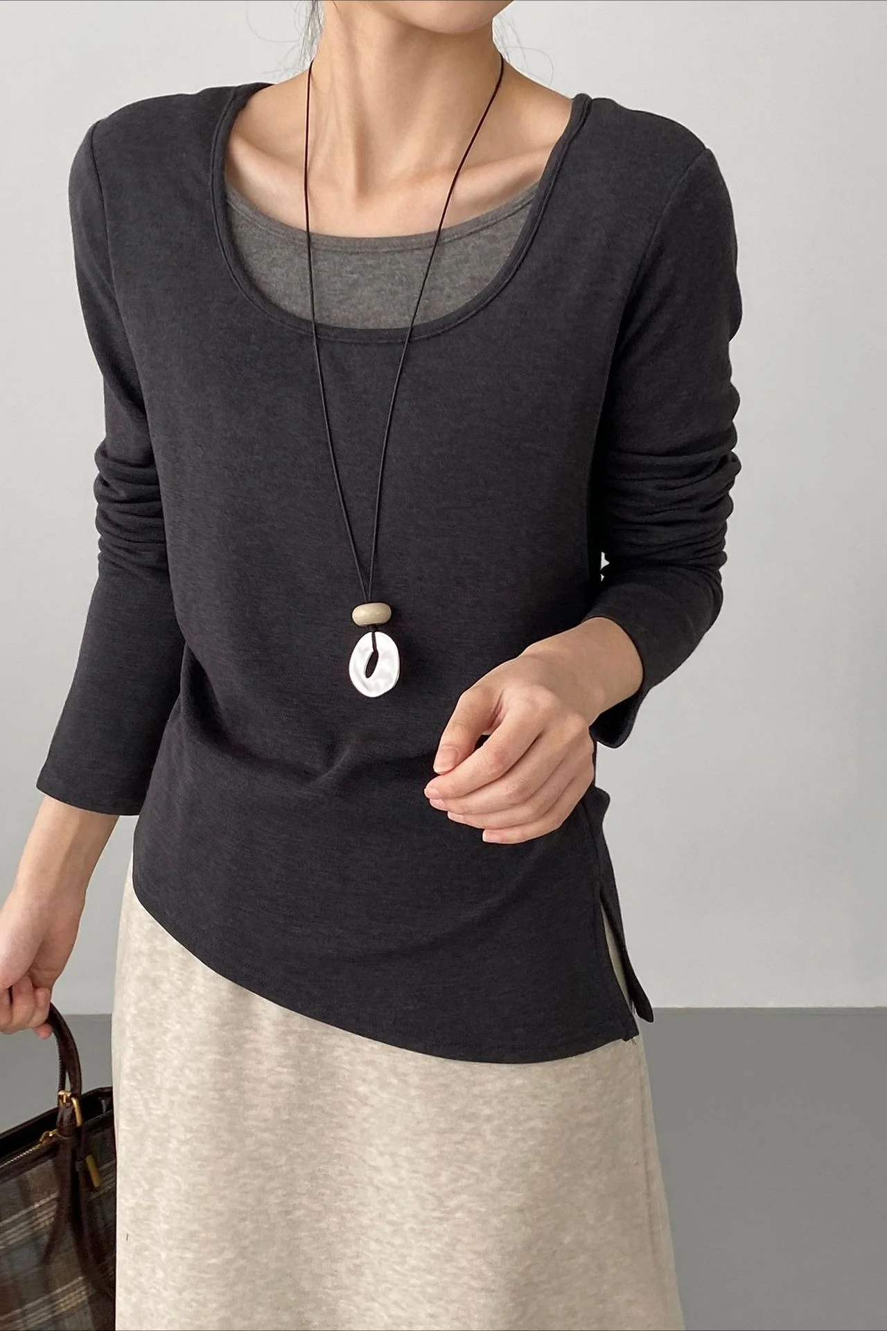 Chic Fleece Fake Two-Piece Split Hem Slim Base Layer - Image 6