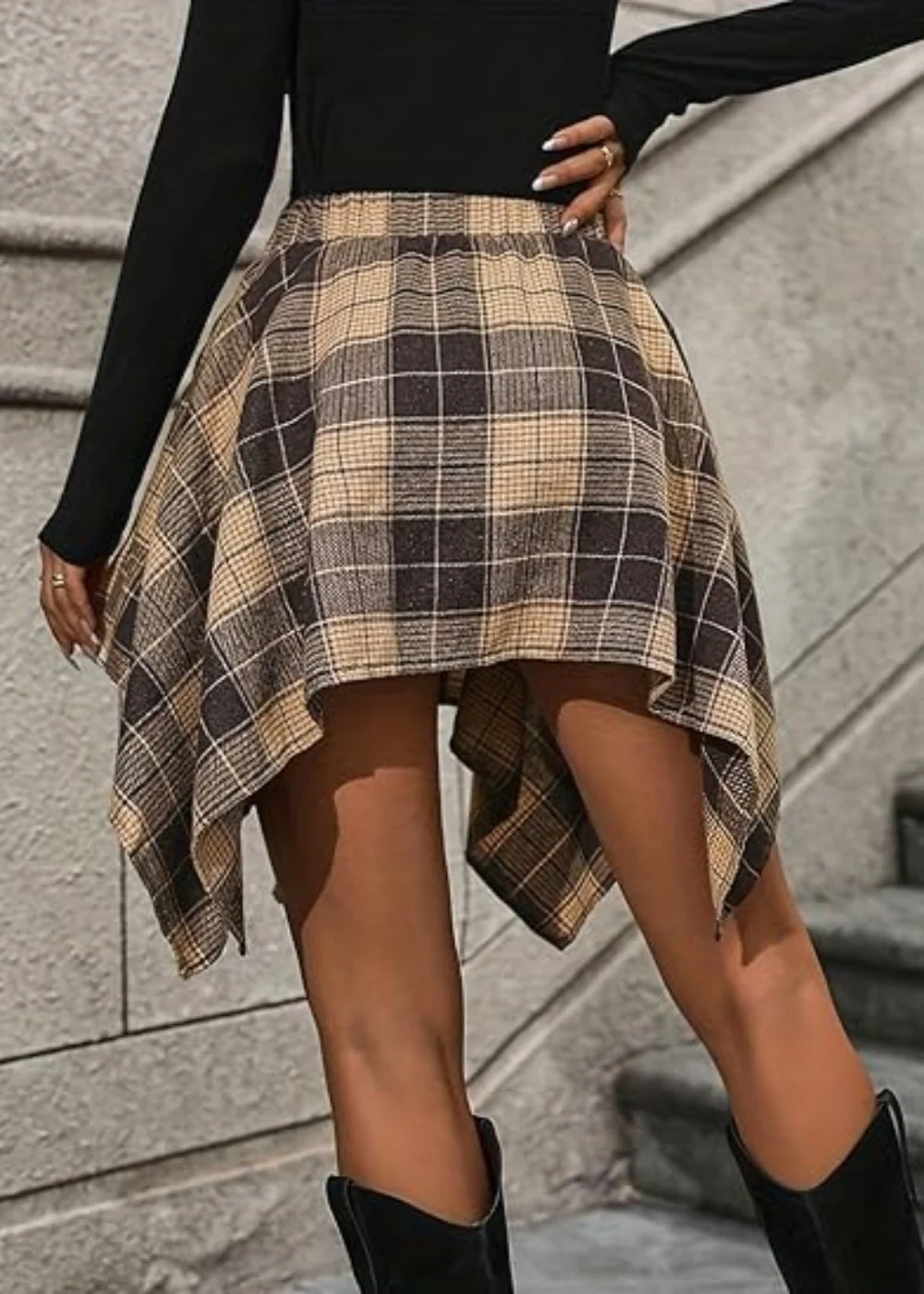Casual Plaid Patterned Short Skirt - Image 3