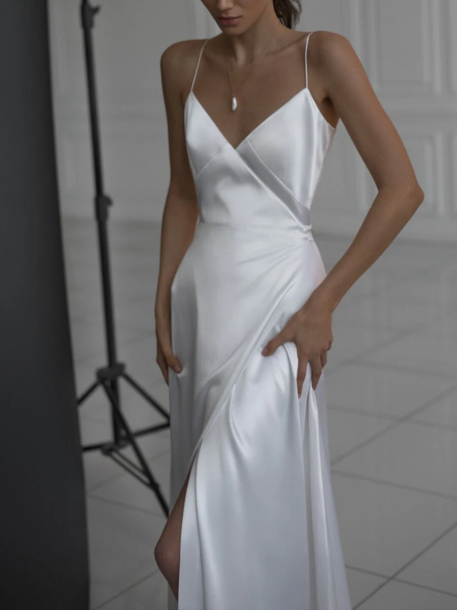 Elegant Sling V-Neck Evening Dress - Image 3