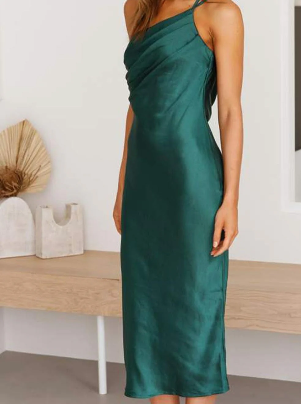 Solid Color Waist Slim Suspender Skirt - Image 5