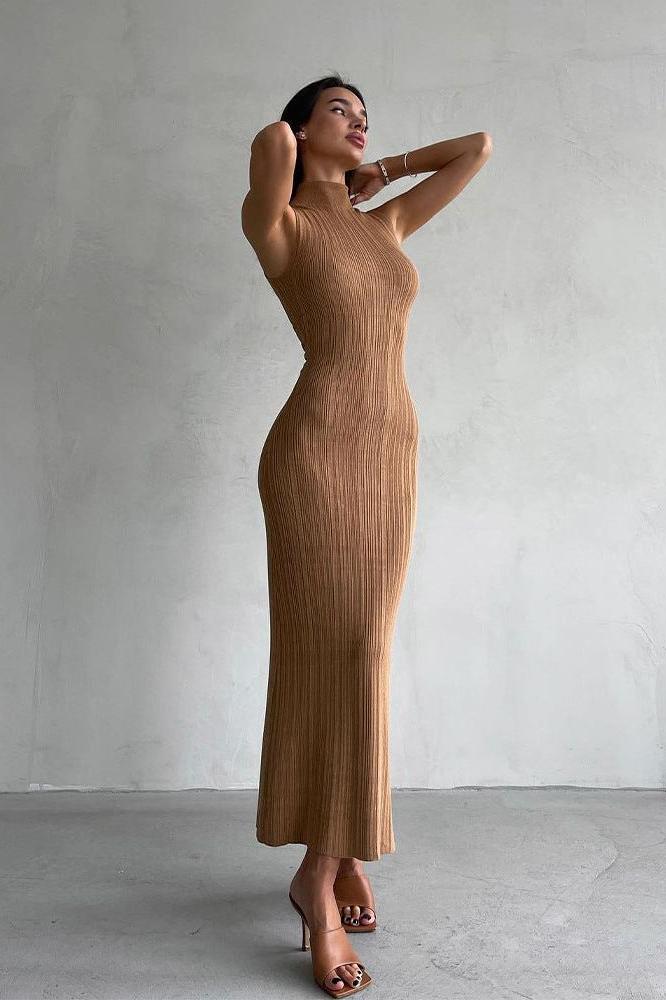 Knitted turtleneck sleeveless slim maxi dress - Image 3