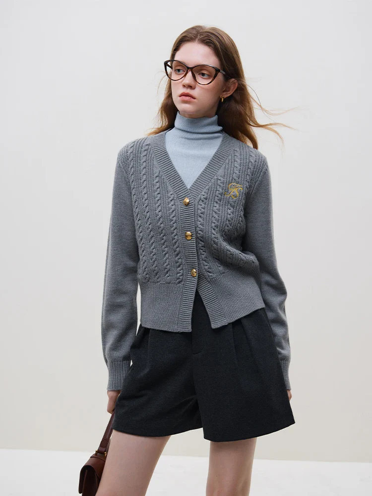 Embroidered Cable V-neck Knit Cardigan