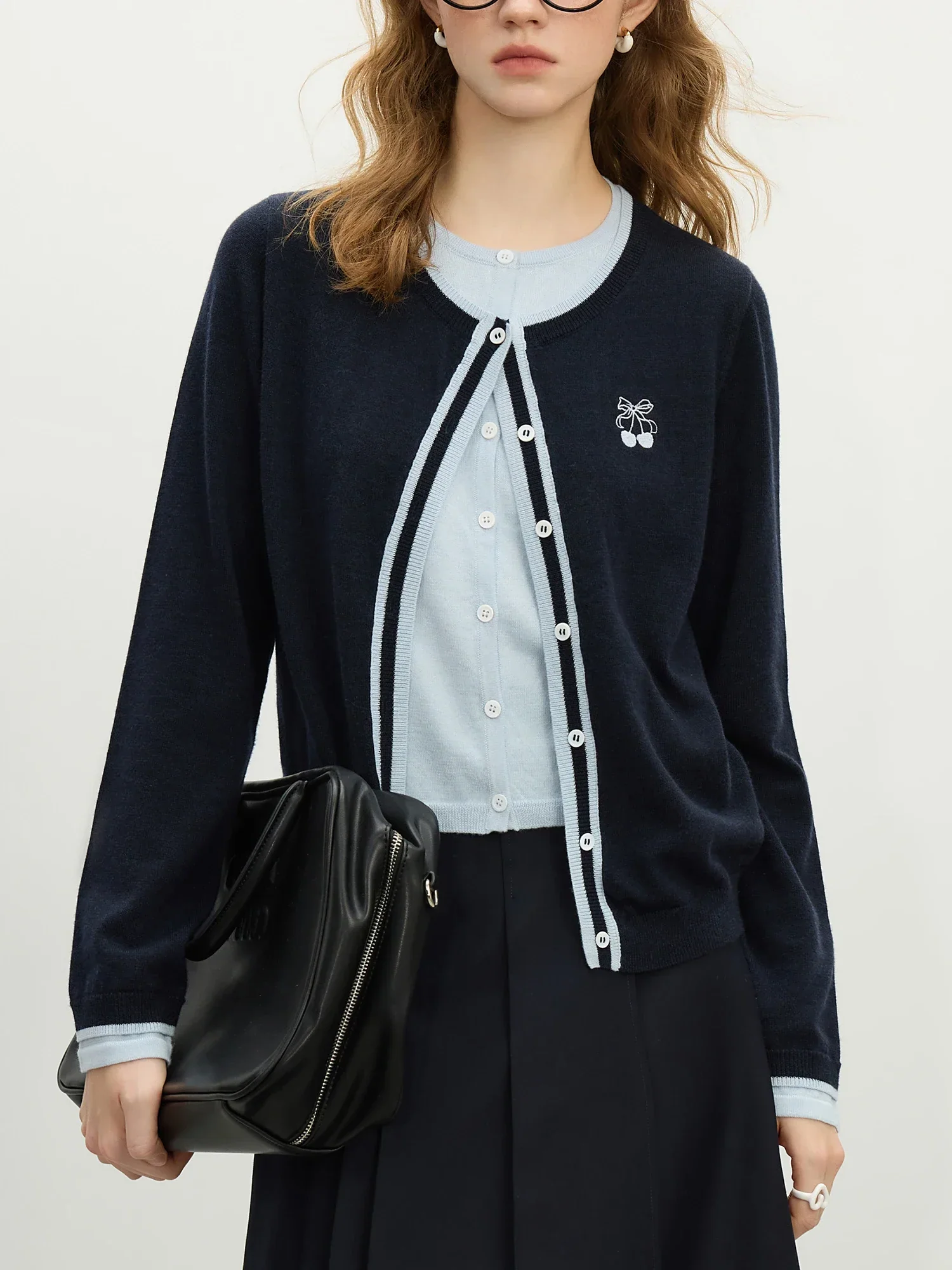 Embroidered Wool Elegant Knit Cardigan - Image 3