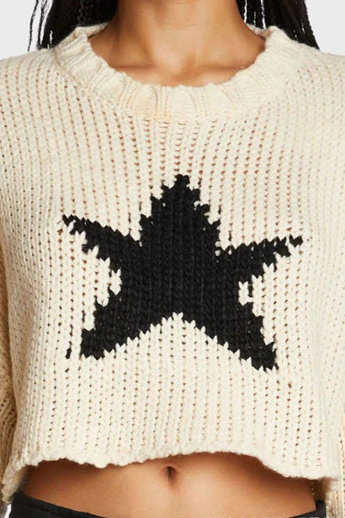Five-Point Star Crop Crew Neck Knit Sweater - Image 5