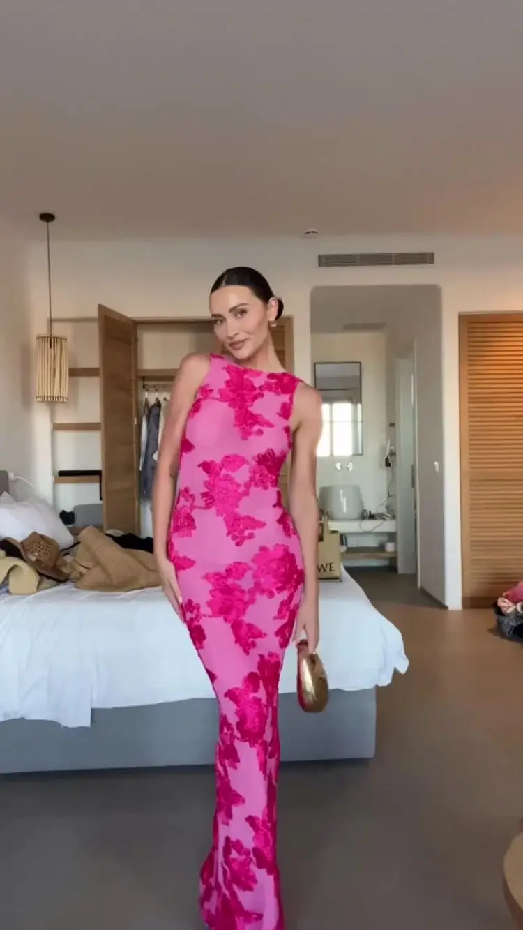 Floral Embroidered Pink Maxi Dress - Image 2