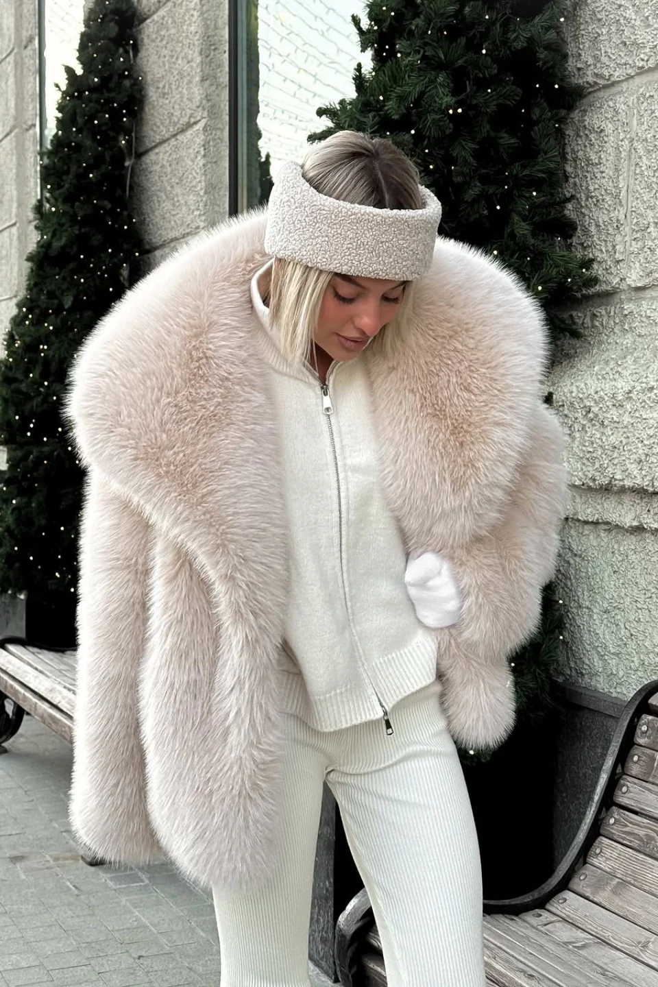 Fluffy Faux Fox Fur Notch Collar Warm Winter Coat - Image 3