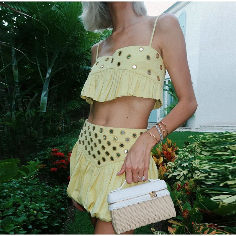 Hollow Pleated Skirt Vest Two Piece Set - Image 4