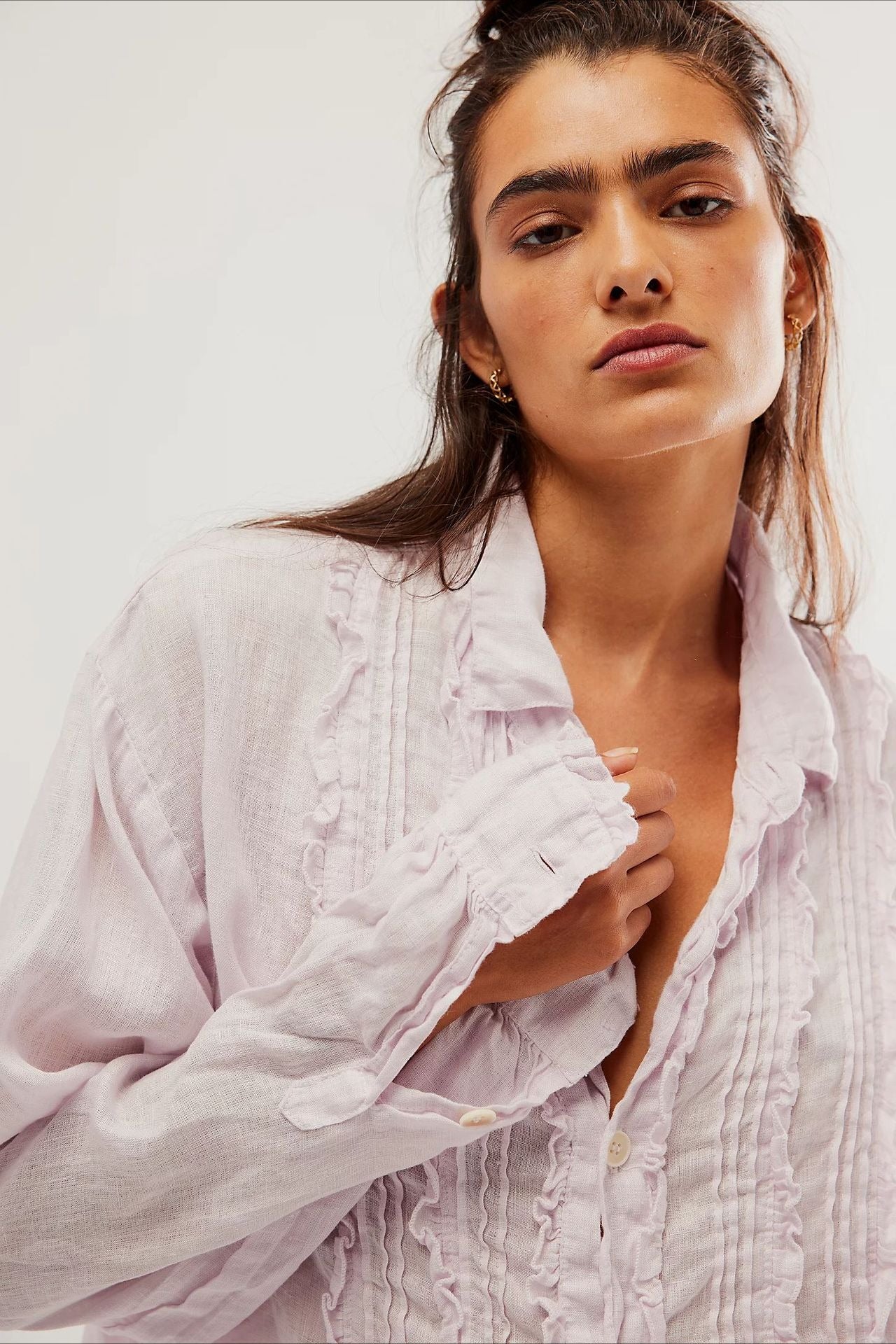 Linen Ruffled Long-Sleeve Blouse - Image 11