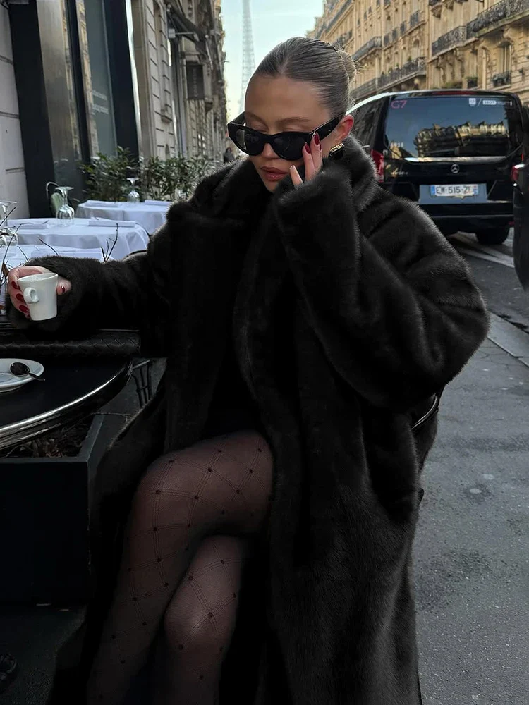 Loose Velvet Fur Splicing Long Coat - Image 2