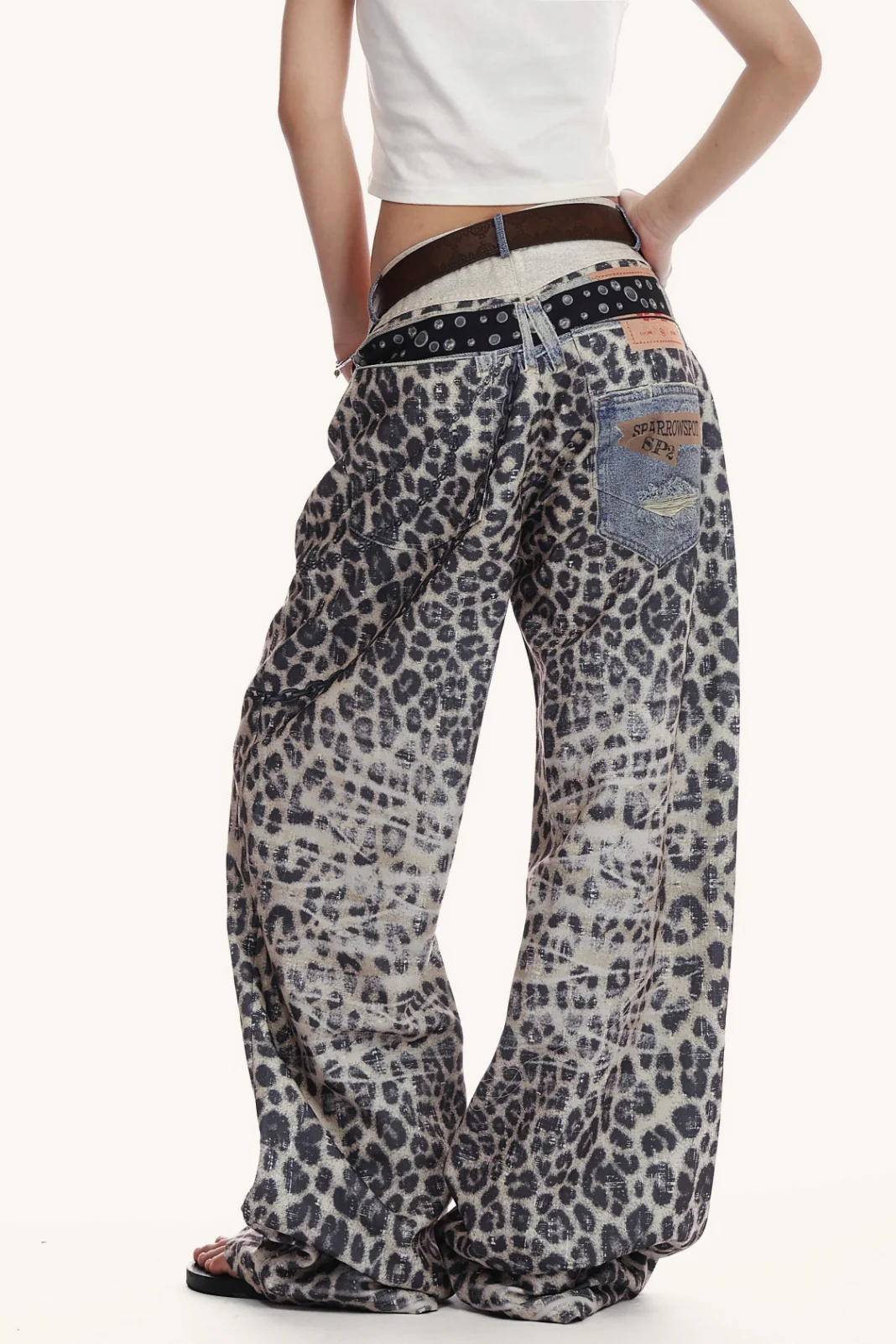 Low Waist Leopard Wide Leg Loose Flare Jeans - Image 3