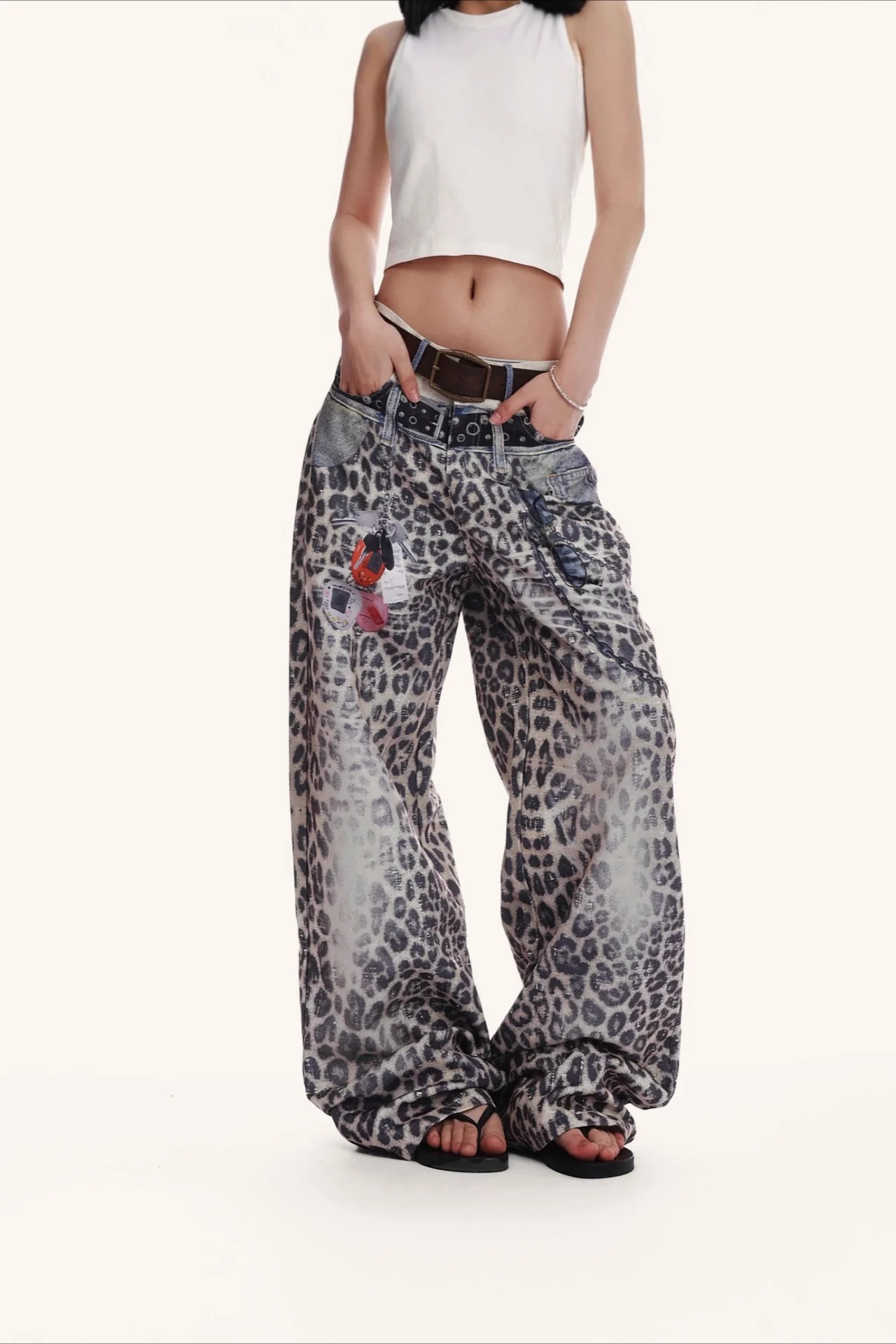 Low Waist Leopard Wide Leg Loose Flare Jeans - Image 4