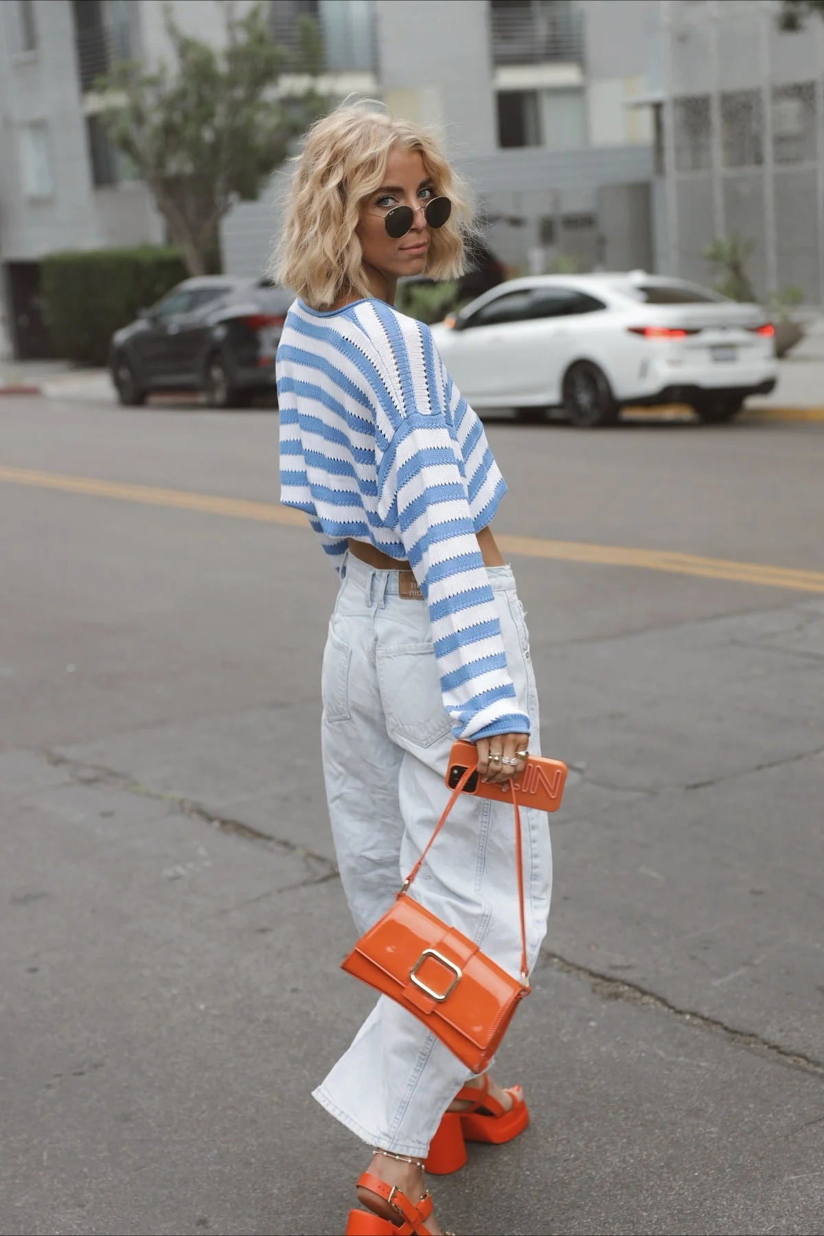 Minimalist Striped Light Loose Design Knit Sweater - Image 4