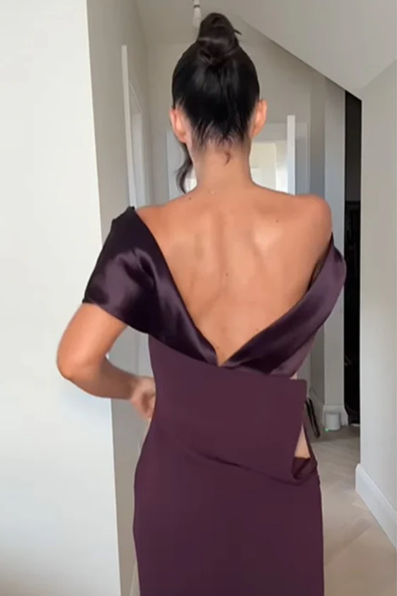 Off-Shoulder Slim Fitted Maxi Party Dress - Image 8