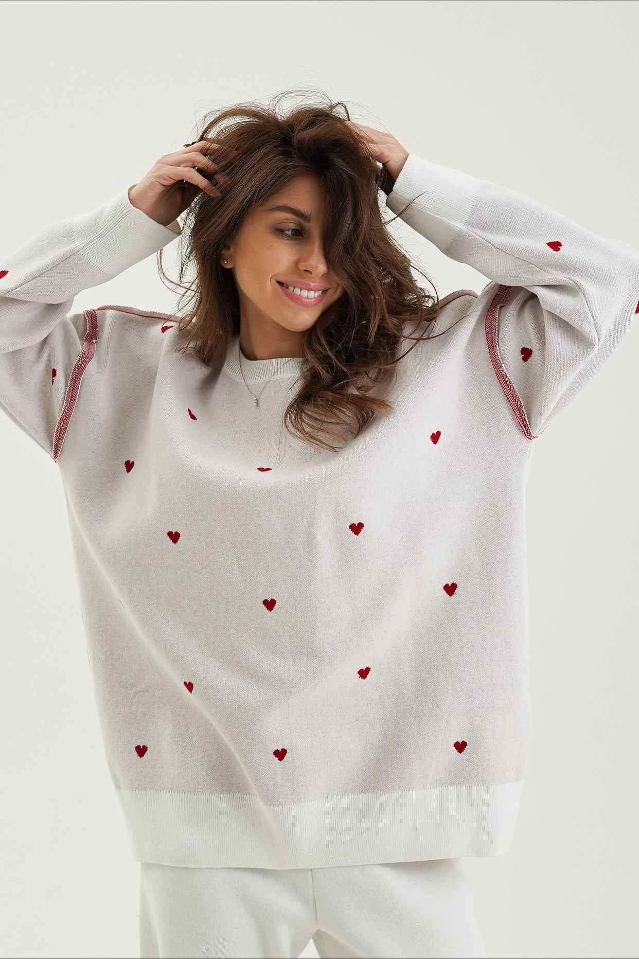 Oversized Heart Print Long Sleeve Knit Sweater - Image 2