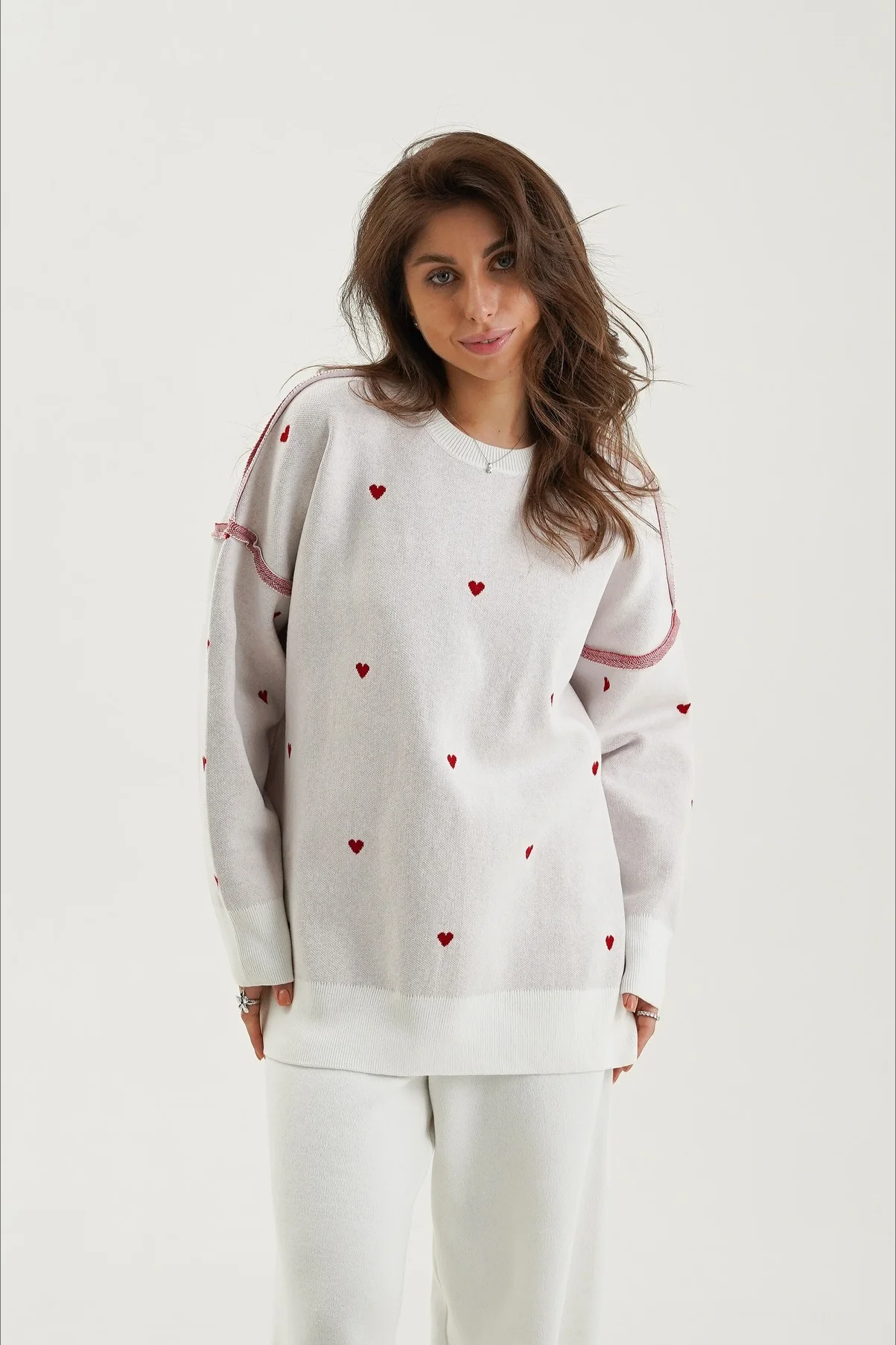 Oversized Heart Print Long Sleeve Knit Sweater - Image 4