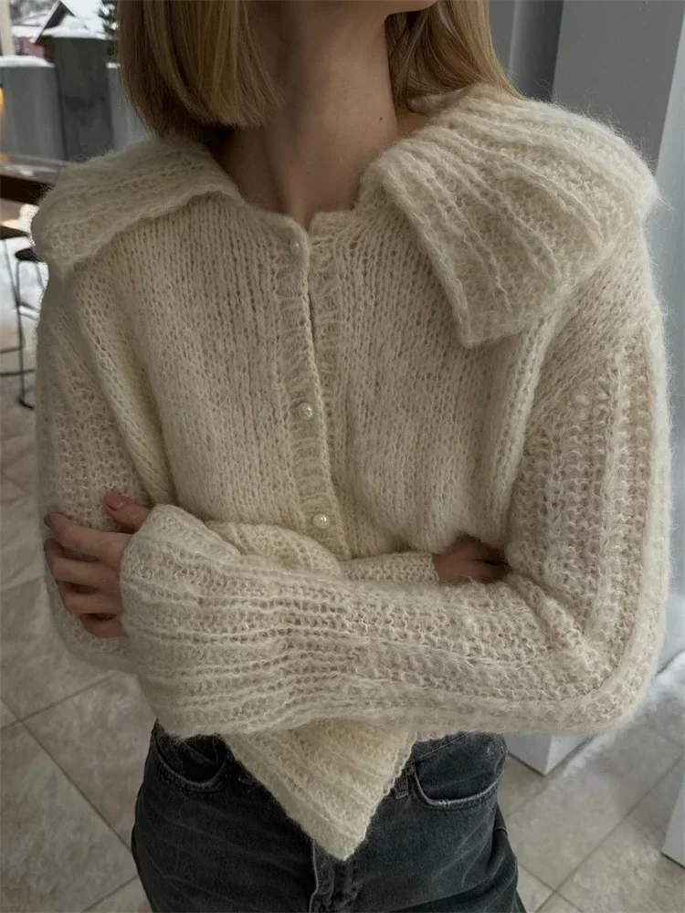 Pleated Flare Sleeve Cropped Coat - Image 4