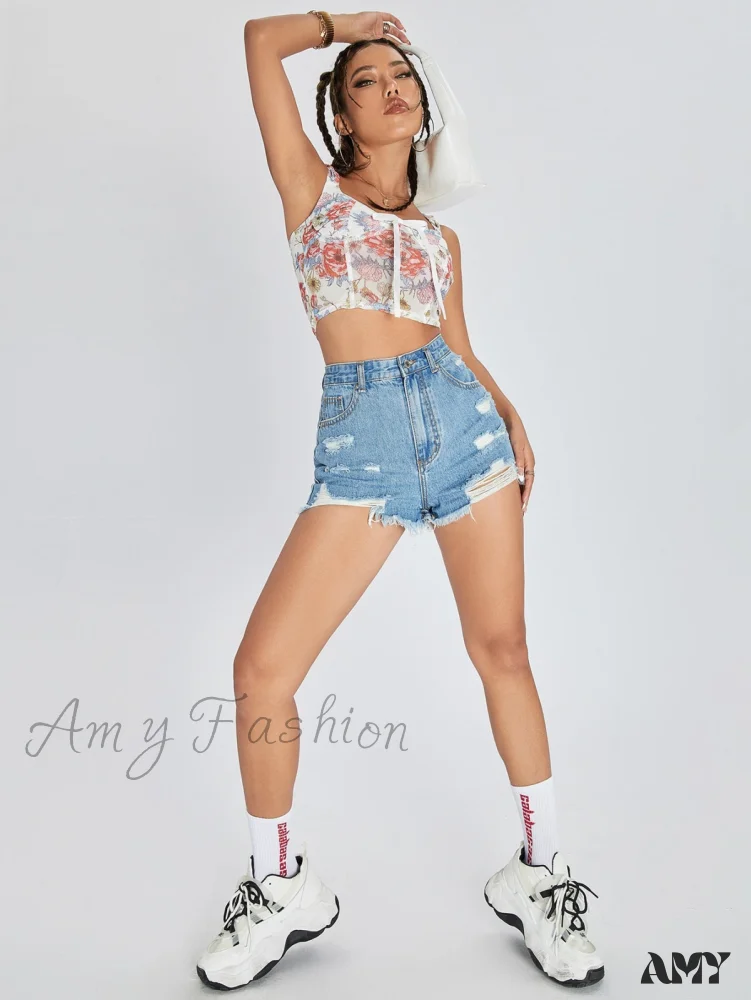 Amy Fashion - Raw Hem Distressed Denim Shorts - Image 4