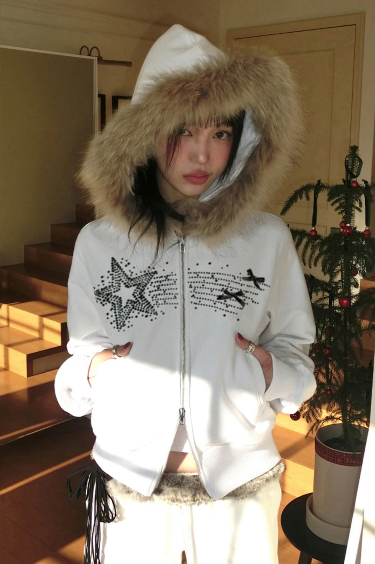 Retro Fuzzy Panel Velvet Zip-Up Hoodie - Image 5