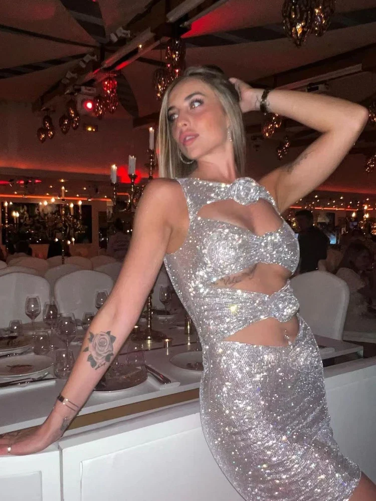 Rhinestone 3D Flower Bodycon Mini Dress - Image 2