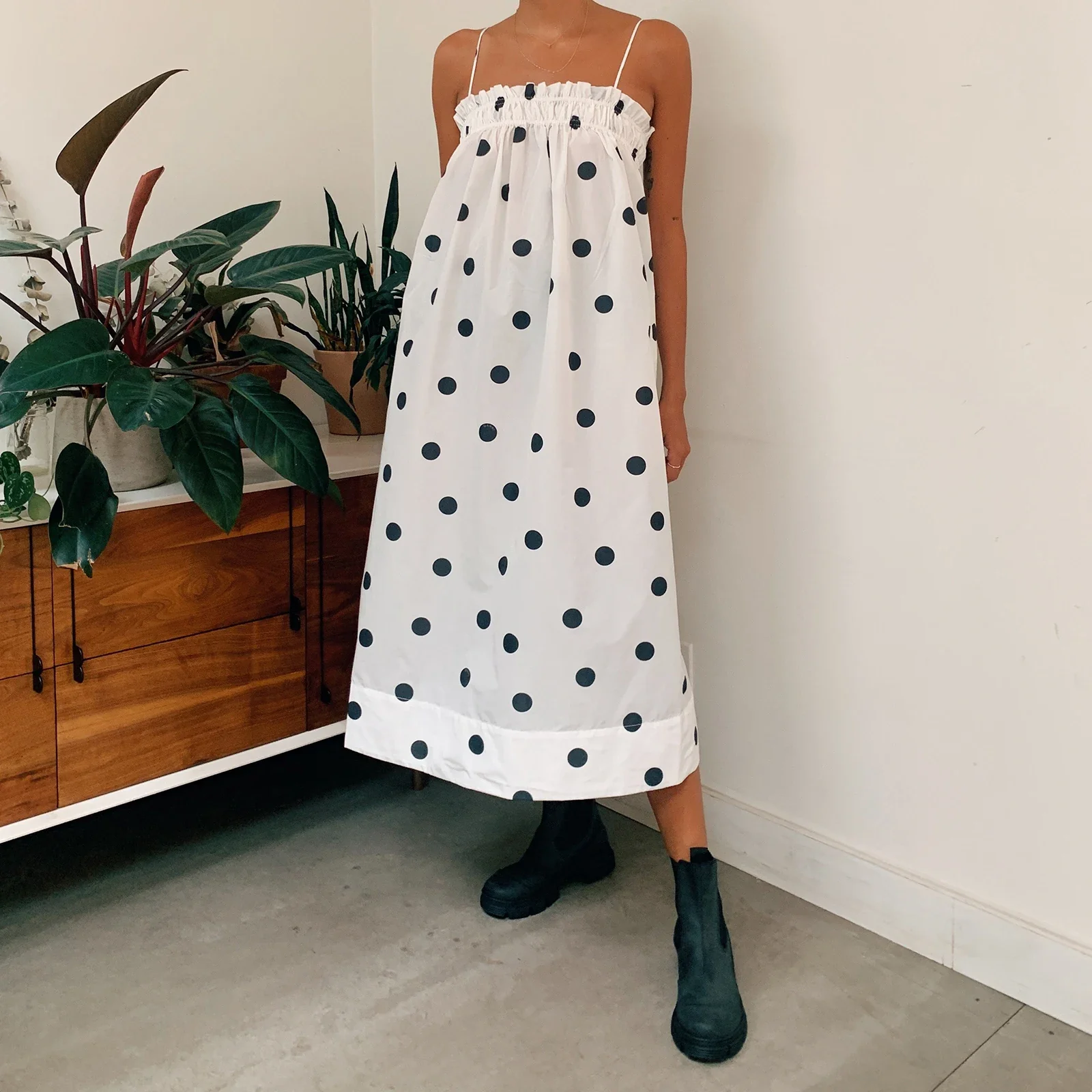 Ruffled Dot Print A-Line Vacation Dress - Image 3
