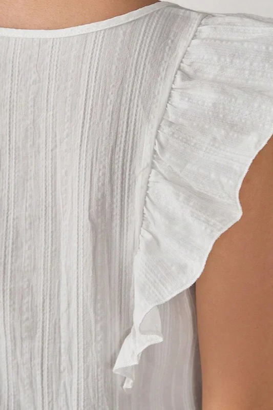 Ruffled Sleeveless Fresh Sweet Blouse - Image 4