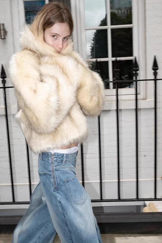 Short Faux Fox Fur Stand Collar Warm Cotton Coat - Image 2