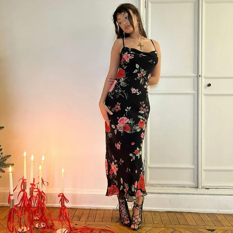 Spaghetti Strap Bodycon Floral Dress - Image 5