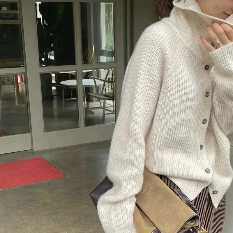 Turtleneck Thick Wool Knit Cardigan - Image 4