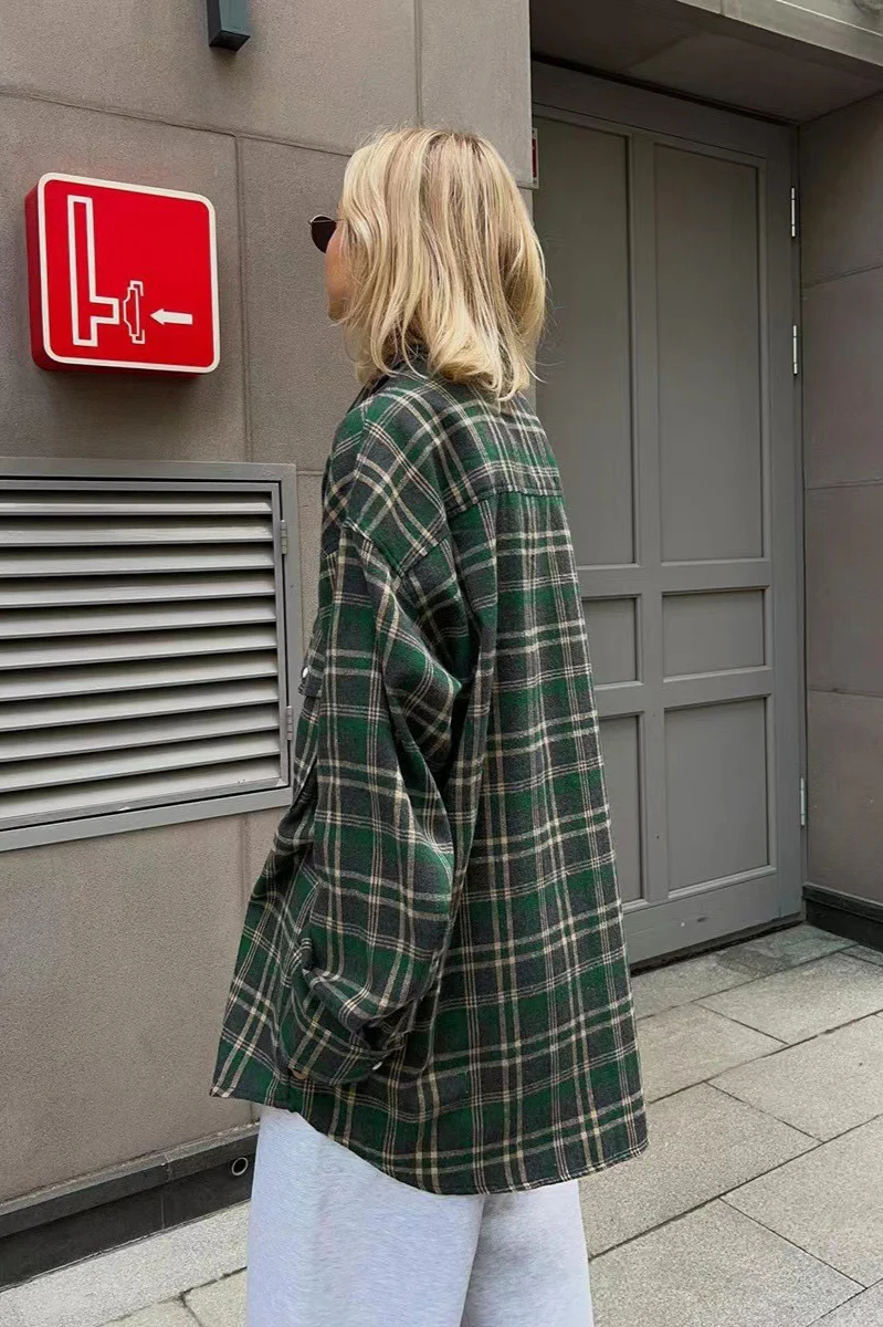 Vintage American Plaid Double-Pocket Mid-Length Blouse - Image 9