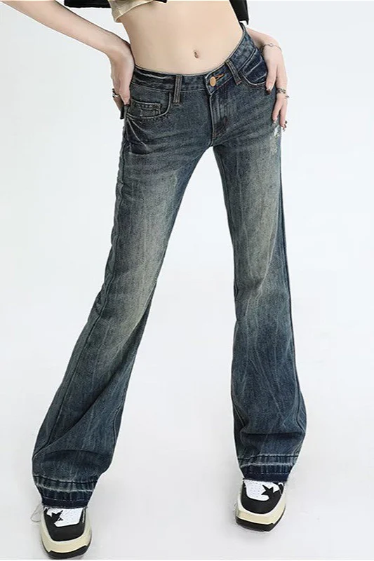 Vintage Distressed Low-Rise Bootcut Slim Jeans - Image 3