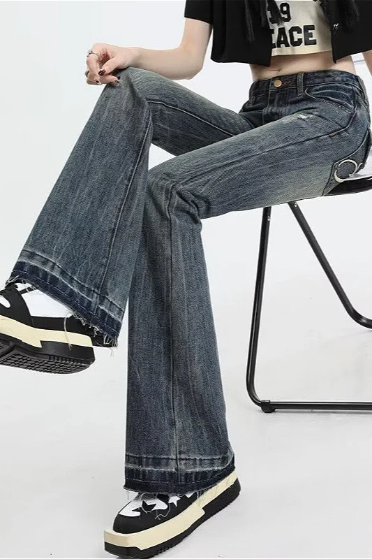 Vintage Distressed Low-Rise Bootcut Slim Jeans - Image 4