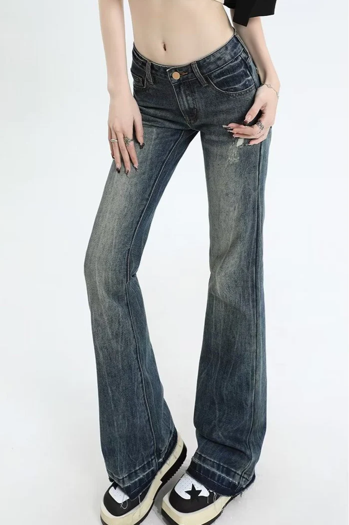 Vintage Distressed Low-Rise Bootcut Slim Jeans - Image 6