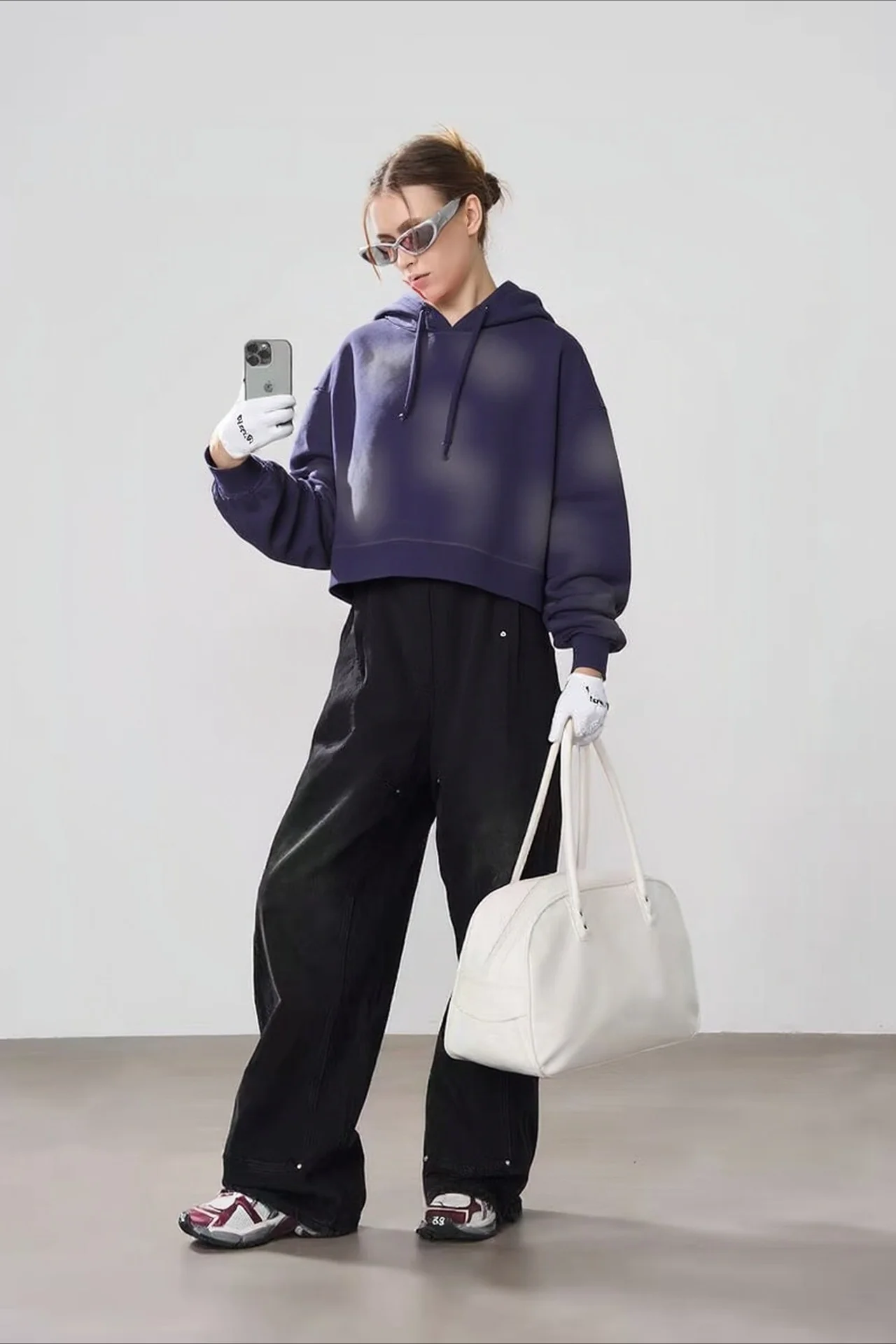 Washed Vintage Cropped Hoodie - Image 3