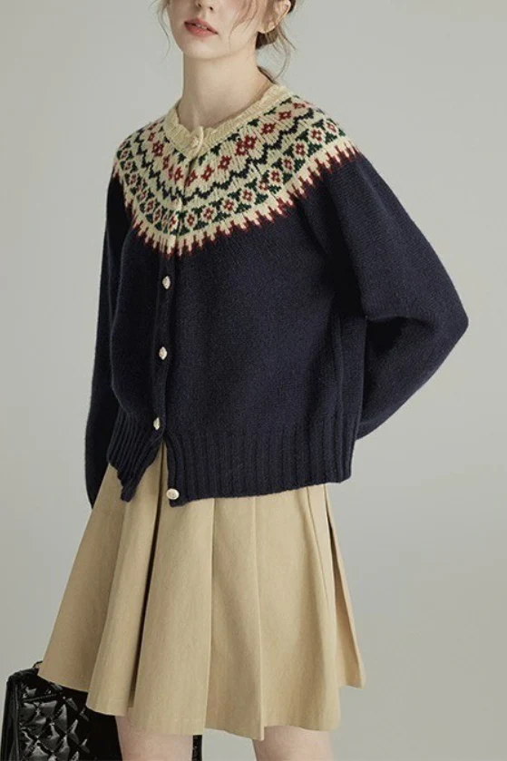 Wool Crew Neck Long Sleeve Single Breasted Cardigan - Image 2