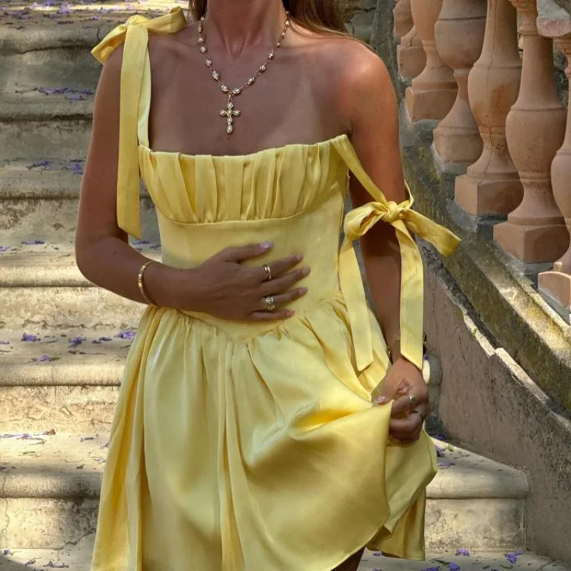 Yellow Halter Belt Pleated Mini Dress - Image 3