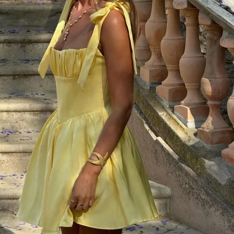 Yellow Halter Belt Pleated Mini Dress - Image 4